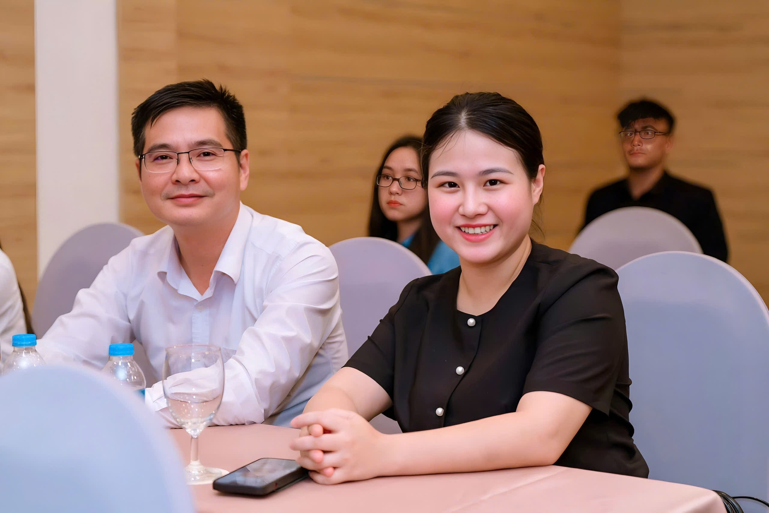 chu so huu huong loi