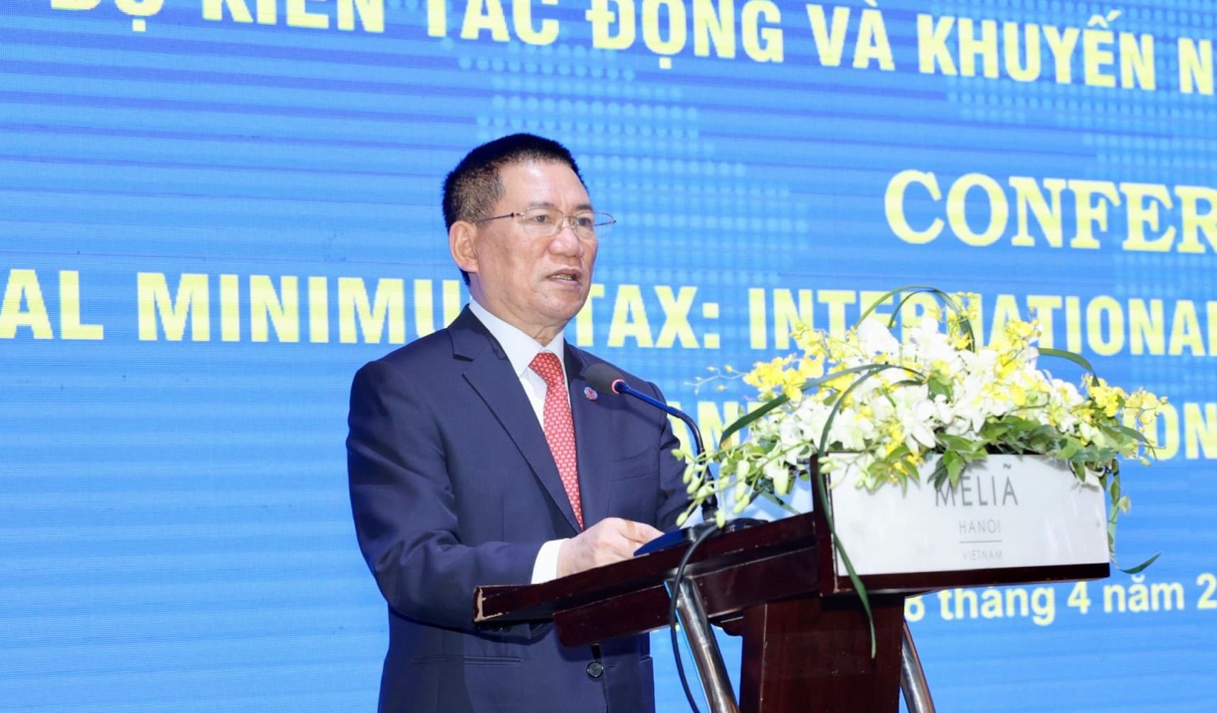 thue toi thieu toan cau