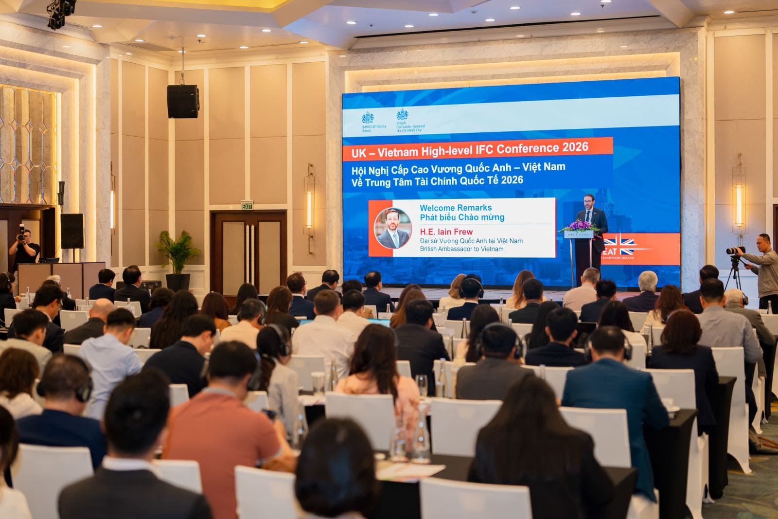 trung tam tai chinh quoc te